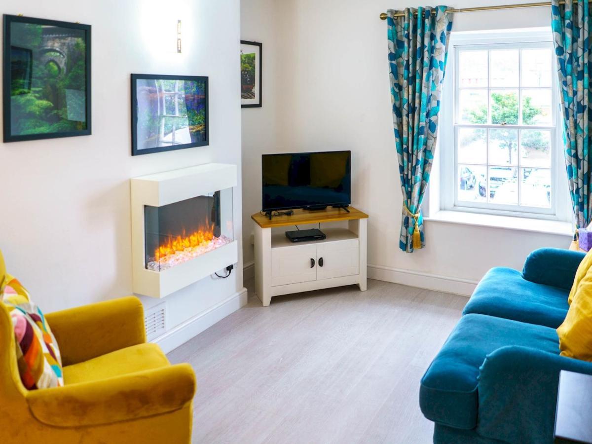 Pass The Keys Modern 2 Bed Flat Overlooking Aberaeron Harbour Exteriör bild