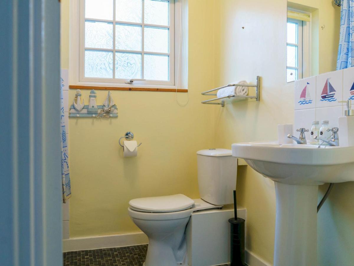 Pass The Keys Modern 2 Bed Flat Overlooking Aberaeron Harbour Exteriör bild